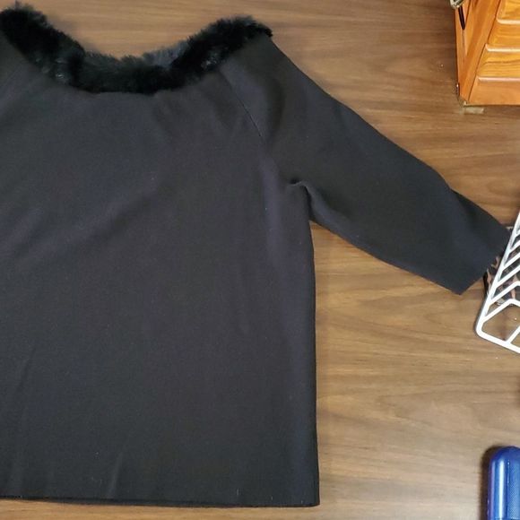 LANE BRYANT Black Sweater w/ Rabbit Fur Collar SIZE‎ 18/20 - Picture 7 of 9